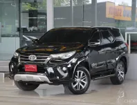 Toyota Fortuner 2.8 V ปี 2015 รถบ้านแท้ๆ ใช้น้อยเข้าศูนย์ตลอด สวยเดิมทั้งคัน ยางสวย ออกรถ0บาท