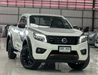 2019 Nissan Navara 2.5 Calibre Black Edition 