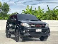 Toyota Fortuner 2.5 V 2015 รถครอบครัวมือสองสภาพดี