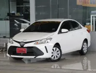 Toyota VIOS 1.5 J ปี 2017 ไมล์แท้6x,xxxโล เข้าศูนย์ตลอด รถบ้านมือเดียว ไม่เคยติดแก๊สแน่นอน ออกรถ0บาท