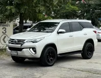 Toyota Fortuner 2.8V 2015 ตัวท๊อป ฟังก์ชั่นครบ