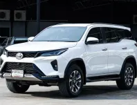 2023 Toyota Fortuner 2.4 Leader ยางปี25 กุญแจสำรองคู่มือครบ ออกรถ999 ดอกเบี้ยถูก ออกง่ายอนุมัติไว 