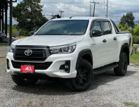TOYOTA HILUX REVO ROCCO 2.8 สี่ประตู 4WD TOPสุด M/T ปี2018(mnc)โฟร์วิล สีขาว
