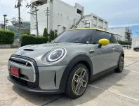 โปรโมชั่น MINI Cooper SE Cooper SE 32.6 kWh 2022 ราคาดีที่สุด
