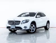4A922 Mercedes-Benz GLA-Class 1.6 GLA200 2020 รถสวยไมล์น้อย