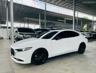 MAZDA3 2.0 SP ปี 2022 รถสวย มือแรกออกห้าง สภาพพร้อมใช้ ไมล์น้อย TOP Sunroof รับประกันตัวถังสวย