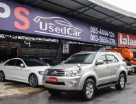 Toyota Fortuner 2.7 V ปี 2011