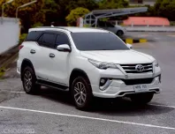 2015 Toyota Fortuner 2.8 V SUV รถสวย ไมล์แท้  