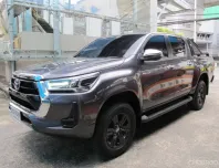2022 TOYOTA REVO DOUBLE CAB 2.4 ENTRY PRERUNNER เกียร์AUTO สีเทา วิ่งน้อย 38,126 กม. รถสวยสภาพใหม่