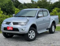 MITSUBISHI TRITON 2.5 VG TURBO 4WD สี่ประตู M/T ปี2014(แท้) สีเทา โฟร์วิล