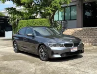 2020 BMW 320D LIMOUSINE รถมือเดียวออกป้ายแดง รถวิ่งน้อย เข้าศูนย์ทุกระยะ ไม่เคยมีอุบัติเหตุครับ