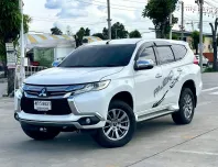 รุ่นรถ :Mitsubishi pajero 2.4 GLS  ปี:2015 เครื่อง: ดีเซล เกียร์: ออโต้ สี: ขาว