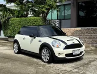 2009 MINI COOPER S R56 รถมือเดียวออกป้ายแดง รถวิ่งน้อย ประวัติศูนย์ครบ รถไม่เคยมีอุบัติเหตุครับ