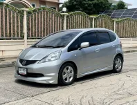 Honda Jazz 1.5 S ปี 2010 รถมือสองราคาถูก สภาพเยี่ยม