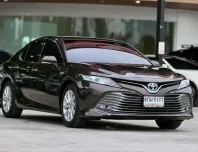 Toyota Camry 2.5 HV 2019 - หรูหราและทันสมัย
