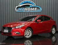 MAZDA 3 2.0 C AT ปี 2016 จด 2017 สี แดง
