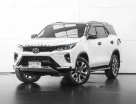2022 TT Fortuner 2.4LEGENDER BLACKTOP  2WD A/T