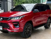 2022 Toyota Fortuner 2.8 GR Sport SUV ดาวน์ 0% รถสวย ไมล์น้อย มือเดียวป้ายแดง 