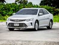 2014 Toyota CAMRY 2.0 รถเก๋ง 4 ประตู 