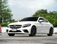 Benz C200 Coupe 2.0 AMG  ปี 2021 ไมล์นางฟ้า 49,000 กม. เครื่อง 2,000 cc มือเดียวป้ายแดง