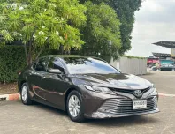 Toyota Camry 2.0 G ปี 2018 (สีน้ำตาล)