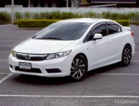 Honda Civic FB 1.8 i-VTEC ปี 2013 รถบ้านสวยๆ ไมล์น้อย มือเดียวป้ายแดง 