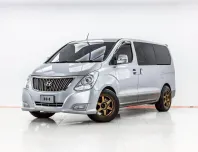 3B187 HYUNDAI H-1 2.5 DELUXE AT 2012