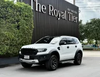 Ford Everest 2.0 Bi-Turbo Titanium 4WD 2020 ไมล์น้อยน่าใช้  รถบ้านแต่งสวย  เกือบ 2 แสน 