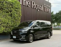 Hyundai H-1 2.5 Deluxe 2021  รถบ้านมือเดียว สวยมาก ไมล์น้อย 