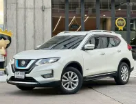ผู้หญิงใช้มือเดียวตั้งแต่ป้ายแดง  Nissan Xtrail 2.0 V Hybrid 4WD MNC ปี2019 จด 2020