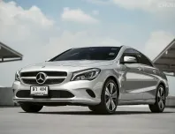 Benz CLA200 Urban Facelift ปี 2017 มือเดียว ป้ายแดง รถบ้าน100%