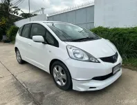 Honda Jazz GE 1.5 AT 2008  สีขาวสวยมาก