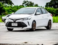 2017 Toyota VIOS 1.5 E รถเก๋ง 4 ประตู 