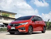 2019 Honda JAZZ 1.5 i-VTEC RS รถเก๋ง 5 ประตู รถบ้านมือเดียว ไมล์น้อย เจ้าของขายเอง  