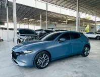 MAZDA3 2.0 S SPORT ปี 2020 รถสวย มือแรกออกห้าง สภาพพร้อมใช้ ไมล์น้อย 7 หมื่น รับประกันตัวถังสวย