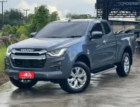 ISUZU D-MAX 3.0 CAB V-CROSS ตัวZ 4WD 6MT ปี2022 สีเทาแลมโบ