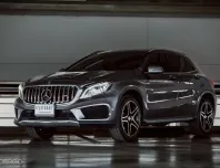 Mercedes-Benz GLA 250 AMG Facelift Topสุด ปี 2017