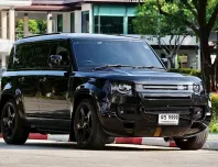 Land Rover Defender 2.0 PHEV 110 SE Plus ปี 2022 รถศูนย์แท้ ไมล์น้อย มือเดียวป้ายแดง  