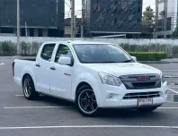 ISUZU D-MAX CAB-4 1.9 Ddi S เกียร์ M/T สีขาว ปี2019 จด 19 แท้  ไมล์น้อย 