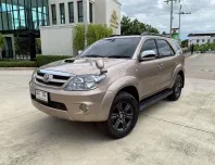 Toyota Fortuner 3.0 V ปี 2006 ไมล์น้อย ราคาถูก