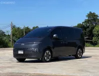 Hyundai Staria 2.2 SEL ปี 2022 เลขไมล์น้อย 21,xxx km มือเดียวป้ายแดง  ประวัติดี  