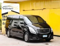 Hyundai H-1 2.5 Elite Van ปี 2017 ปลายปี รถ 11 นั่ง เกียร์ Auto เครื่อง ดีเซล ไม่มีชนหนัก 