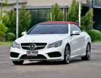 Mercedes-Benz E-Class E200 CGI 2015 สีขาวหลังคาแดง สวยโดดเด่น  รถสวย ไมล์แท้ ประวัติดี  