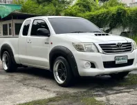 Toyota Hilux Vigo 2.5 ปี 2015 เกียร์ธรรมดา ราคาถูก