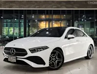 Mercedes-Benz A-Class A200 AMG Dynamic 2023 รถมือเดียวพร้อมใช้งาน ไมล์น้อย 