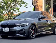 BMW 3 Series 2.0 330e 2020 รถสวยไมล์น้อย 15,000 km ชุดแต่ง 3 แสน  มือเดียวป้ายแดง 