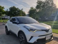 Toyota C-HR 1.8Hybrid Hi รถบ้านบ้าน แต่สภาพโชว์รูม