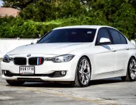 BMW 3 Series 320i 2.0 2015 รถหรู สมรรถนะเยี่ยม