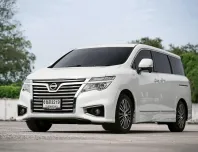 Nissan Elgrand 2.5 Highway Star ปี 2014  รถครอบครัว 7 ที่นั่ง มือเดียวป้ายแดง