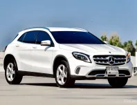Mercedes-Benz GLA 200 AMG Dynamic 1.6 7A/T ปี 2019